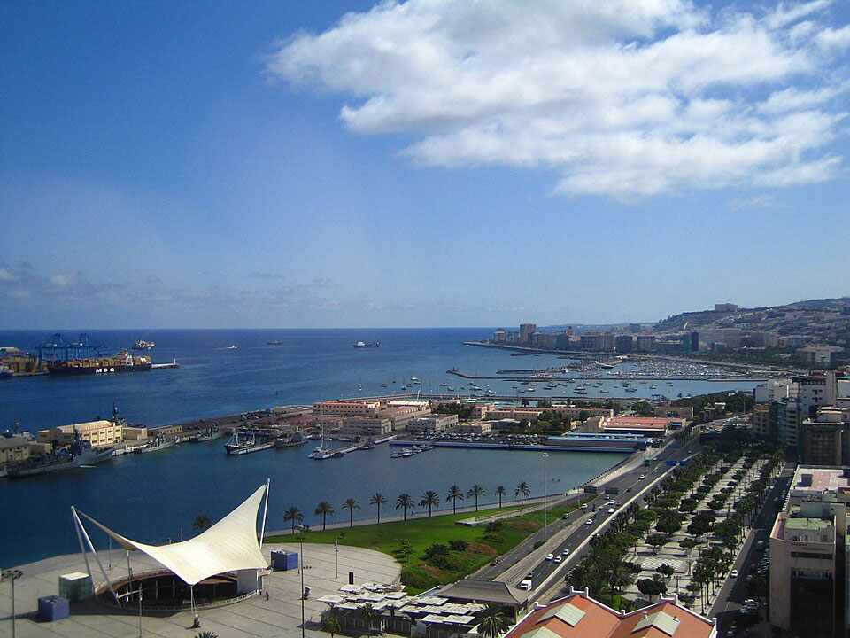 Excursión a Las Palmas de Gran Canaria + Poema del Mar (opcional)