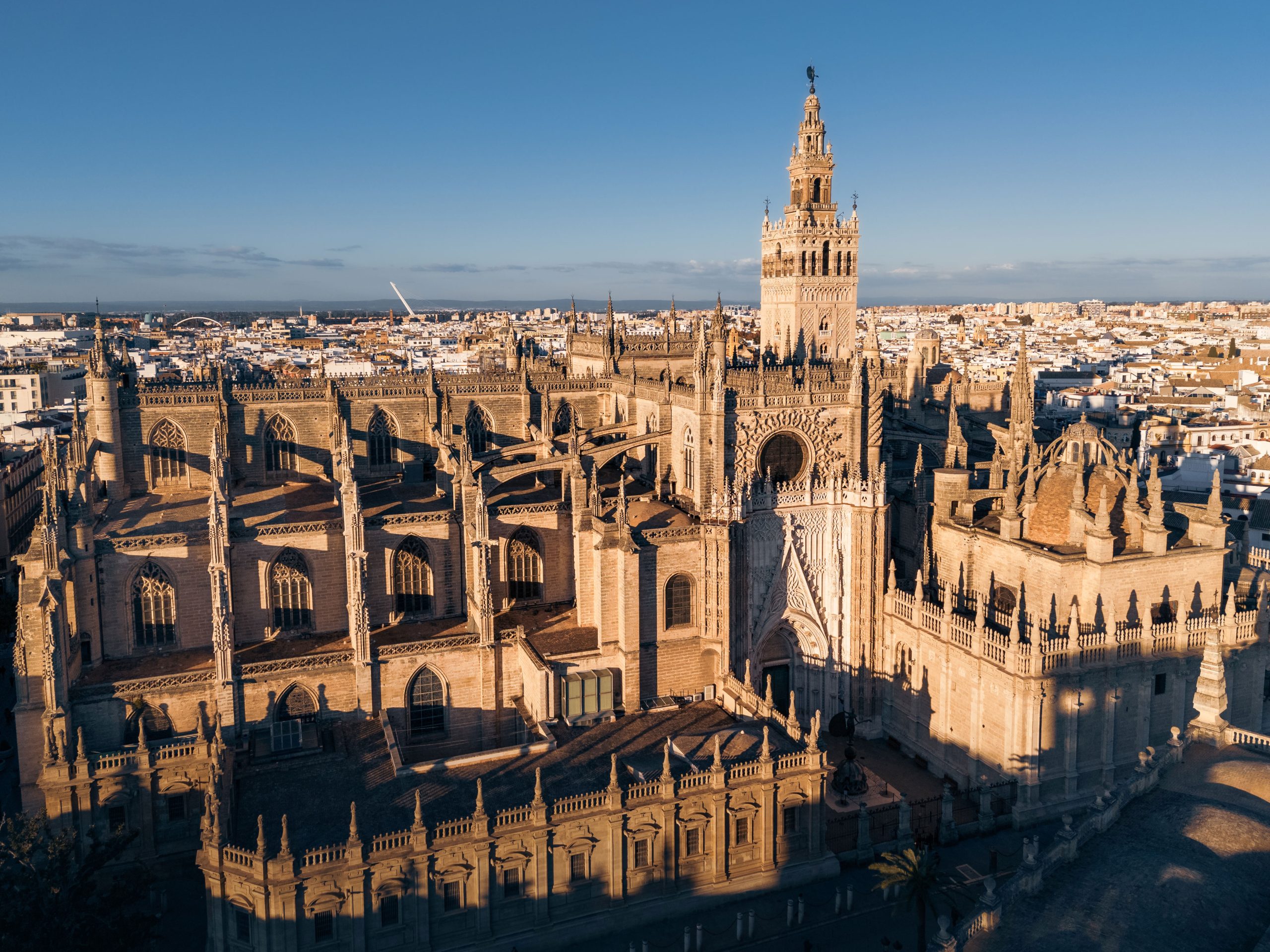 Málaga y Cádiz Sevilla
